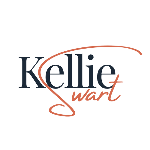 Kellie Swart, career strategist and perspective partner for professionals navigating change. Career strategy coach helping leaders and solopreneurs navigate change.